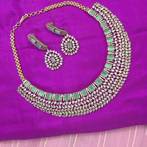 Jewelry - Starcut AD/Zircon Necklace Set in mint